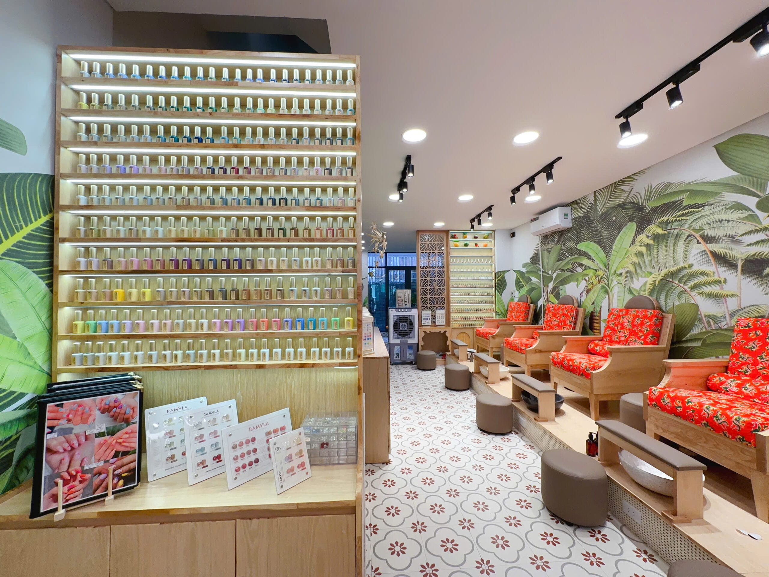 Khám Phá Thùy Thỏ Nails Salon Đà Nẵng – Thiên Đường Làm Nail Xinh Tại An Thượng