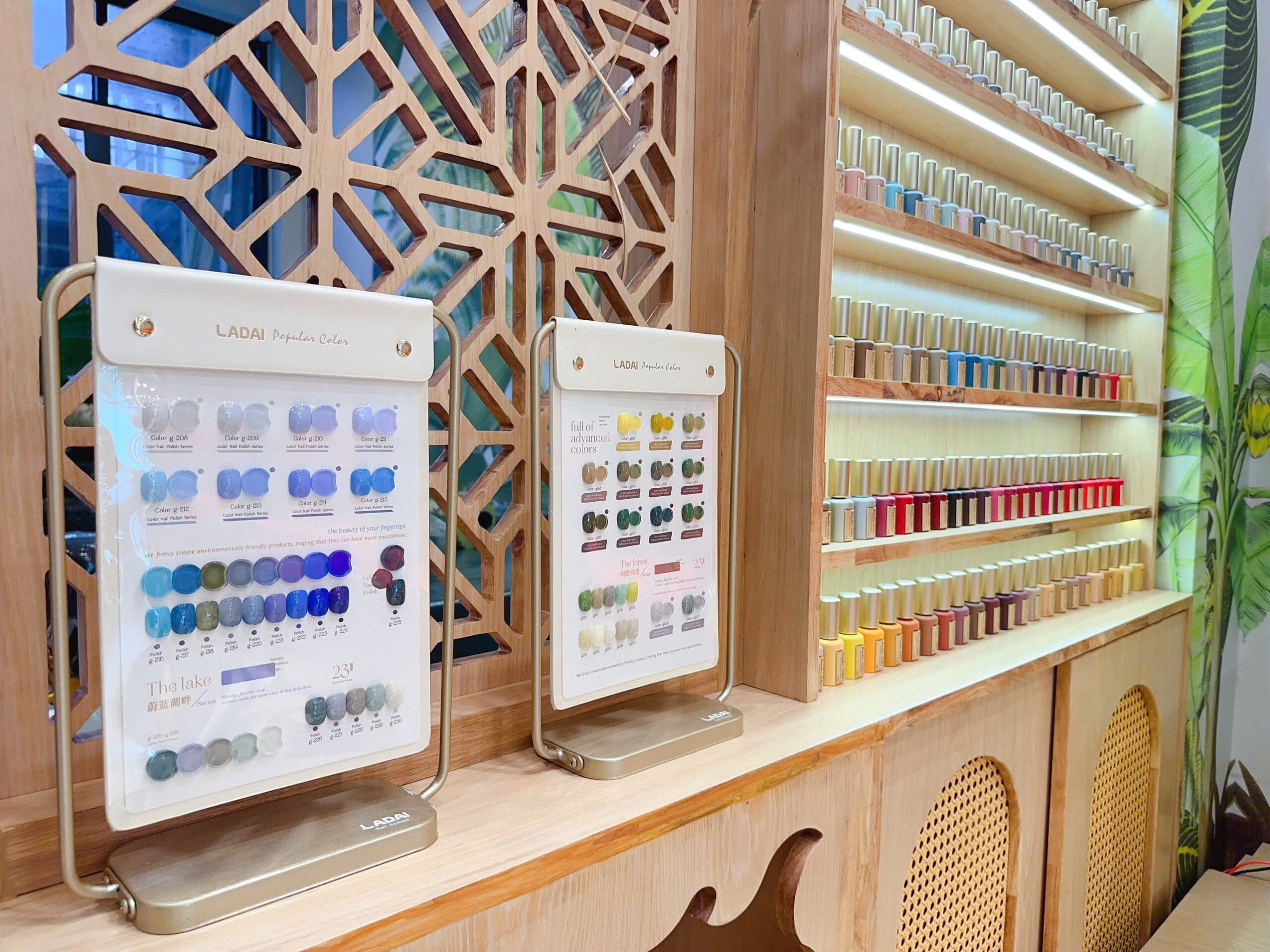 Thùy Thỏ Nails Salon Đà Nẵng Check Top Phong Cách Nail Hot Trend 2025