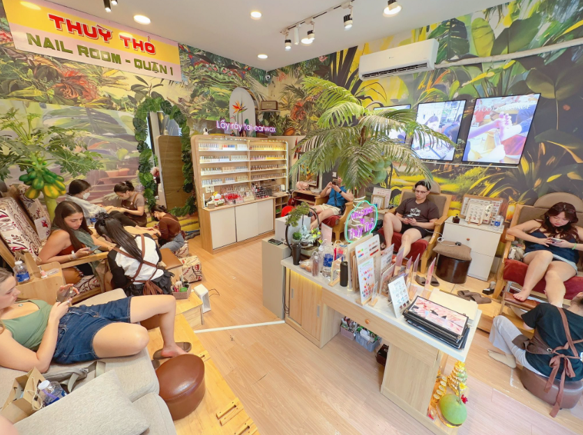 Đẳng Cấp Nail Salon Quận 1: Thùy Thỏ - Nơi Phong Cách Sành Điệu Của Quý Cô Sài Thành Được Lên Ngôi