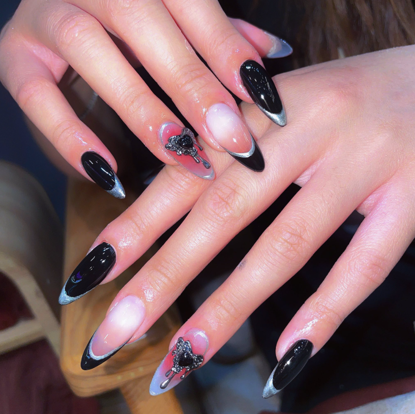 Nail Art Đà Nẵng: Thùy Thỏ - Nơi Những Bộ Móng Nghệ Thuật Biết Nói