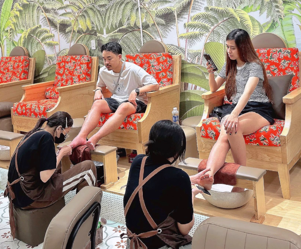 Tự Tin Thả Dáng: Bí Kíp Gót Hồng Mềm Mại Cùng Heel Scrub Tại Đà Nẵng