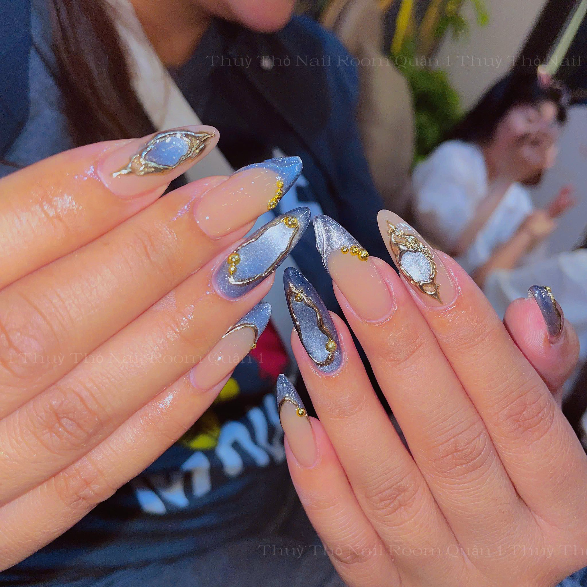 Nail Tết Cho Cô Nàng Cá Tính: "Bánh Bèo" Nhưng Vẫn Rất Có Gu