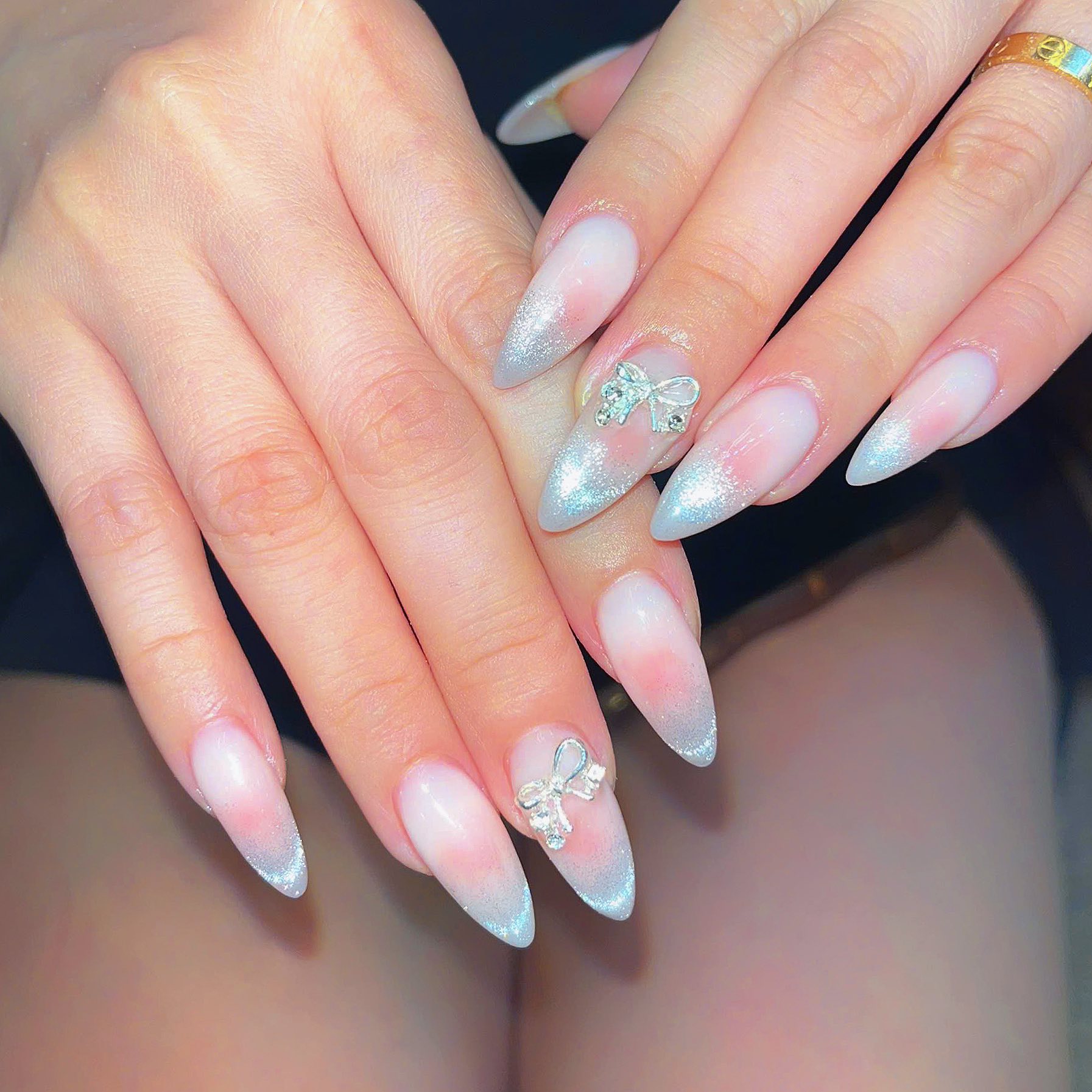 Nail Tết Tối Giản: Đẹp Nhẹ Nhàng Nhưng Càng Nhìn Càng Cuốn