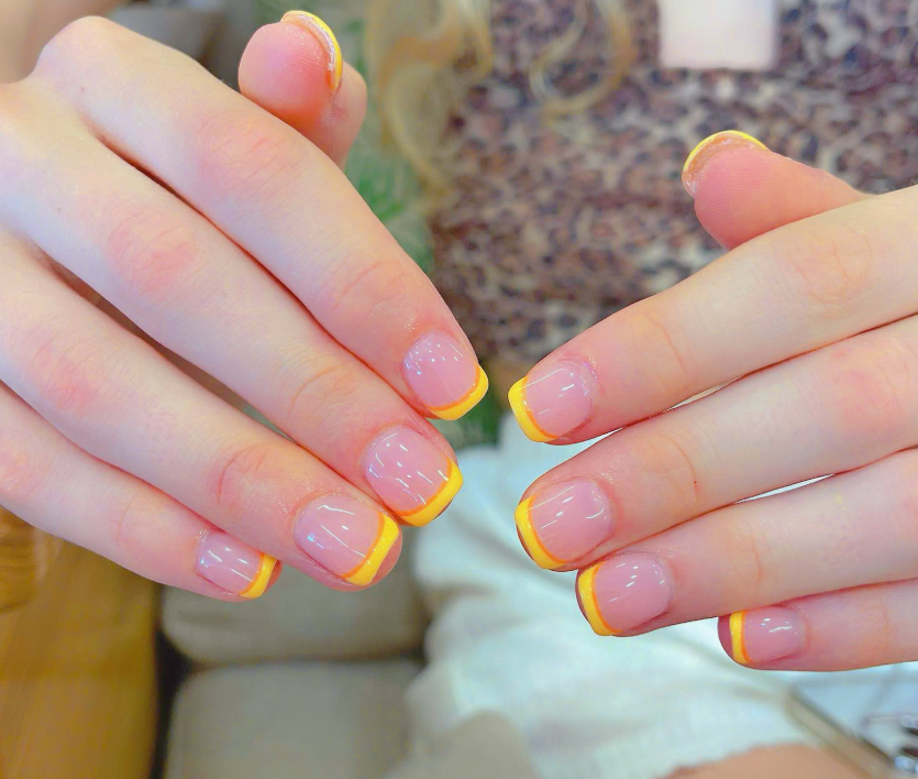 Nail Hè Tối Giản – Nhẹ Nhàng Nhưng Càng Nhìn Càng Cuốn