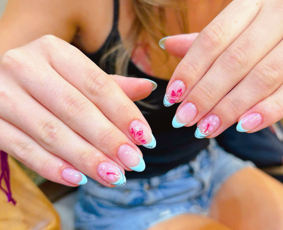 Nail Mùa Hè Cho Dịp Lễ 30/4 – 1/5: Chuẩn Bị Móng Xinh Cho Kỳ Nghỉ Dài Ngày