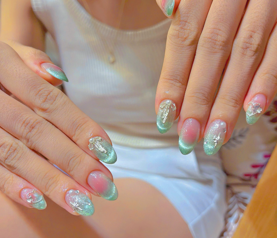 Gel Polish Services in District 1: Long-Lasting Shine at Thuy Tho Nail & Spa