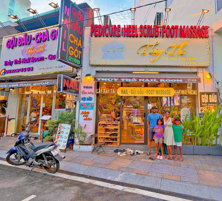 Looking for a Nail Salon Near Me? Visit Thuy Tho District 1 Nail Studio