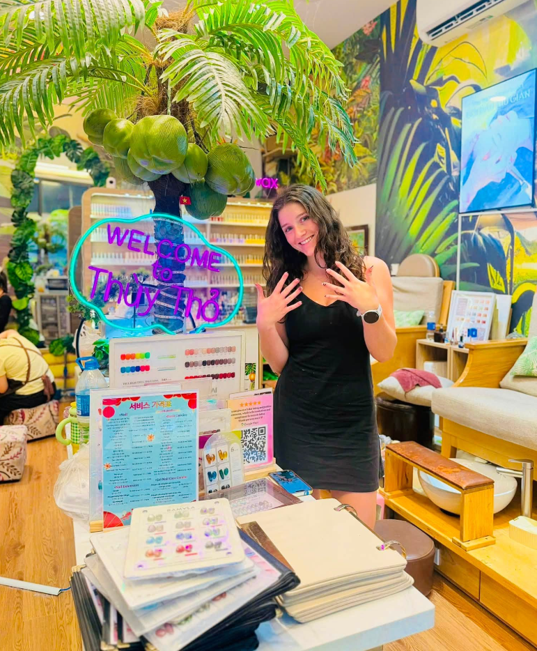 Looking for a Nail Salon Near Me? Visit Thuy Tho District 1 Nail Studio
