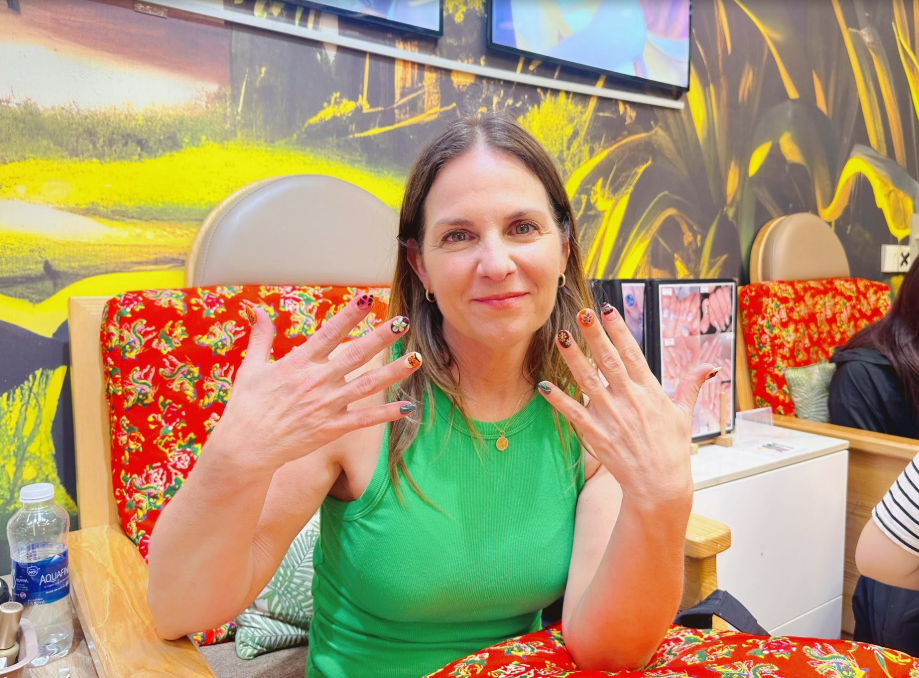 Why Every Tourist Should Experience A Nail Salon In HCM Vietnam At Least Once?