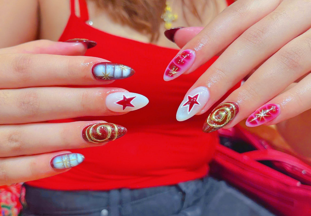 Why Every Tourist Should Experience A Nail Salon In HCM Vietnam At Least Once?